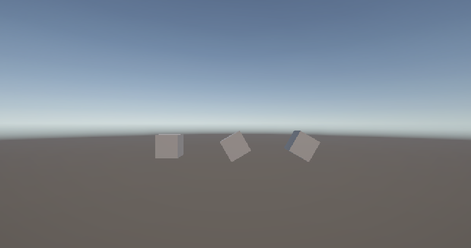 Z 軸まわりに 0・30・60 度回転した 3 つのキューブ